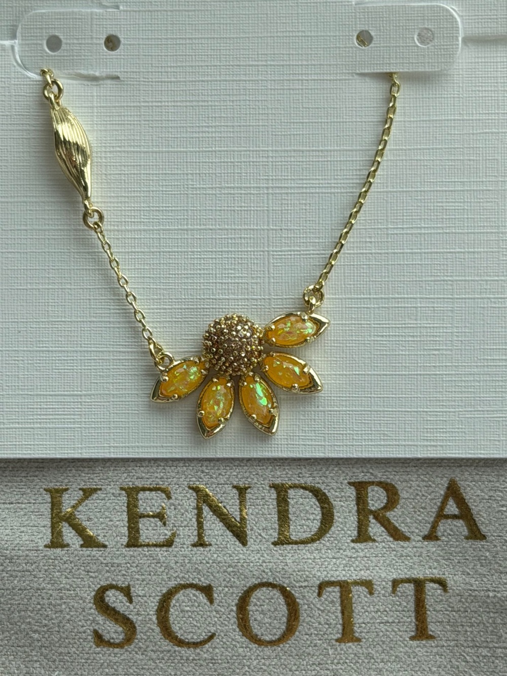 🔮Kendra Scott Gold Yellow Opal Daisy Pendant Necklace